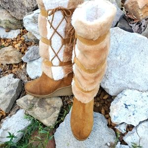 Vintage SNOWLAND Women's Beige Suede Leather TALL Boots Faux Fur Wedge Heel Sz 6